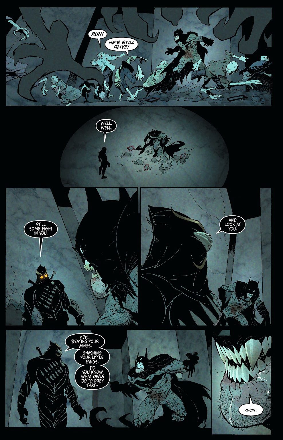Batman VS The Talon (New 52) 